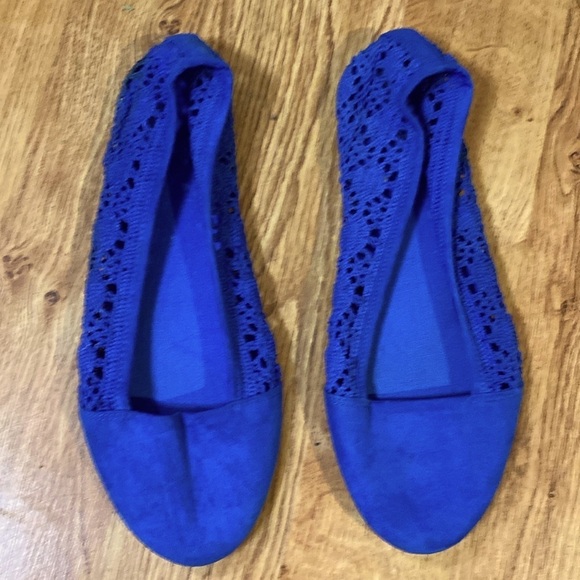 Slip On “Crochet” Cut Out Cottony & Faux Suede Flats 10 - Picture 1 of 3